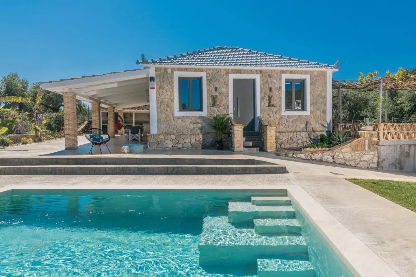 Binios Villa - Private Pool, Walking Distance From The Beach Vasilikí エクステリア 写真